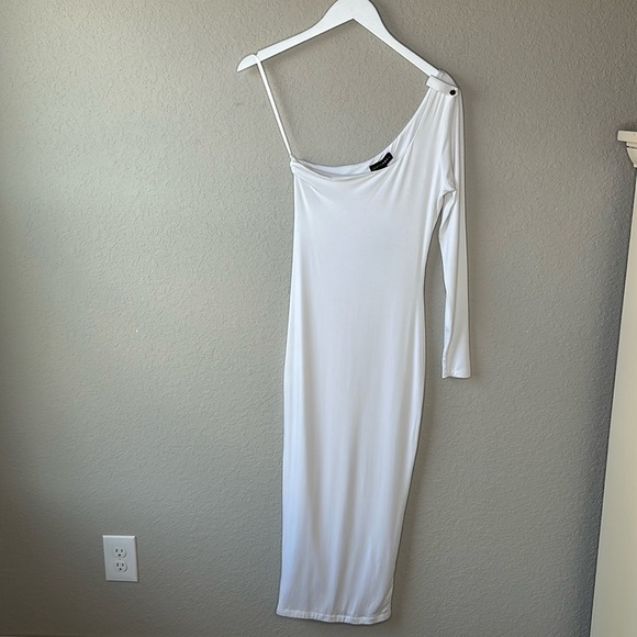 NWT JLUXLABEL Ivory One Shoulder Dress Size Small - Picture 2 of 13